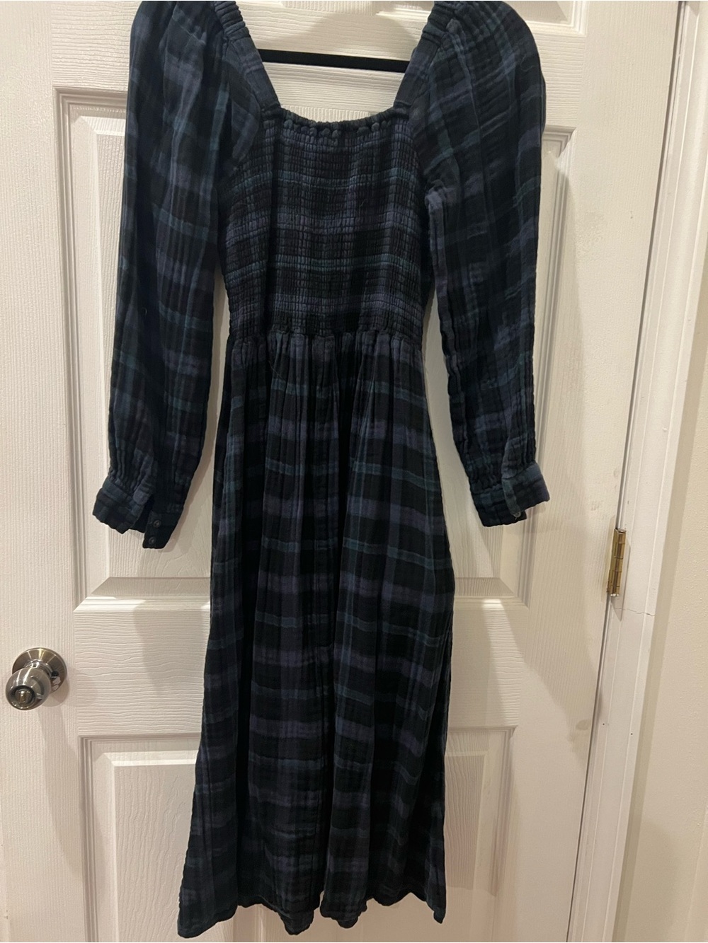 Madewell Smocked Plaid Long-Sleeve Midi Dress in Dark Blue